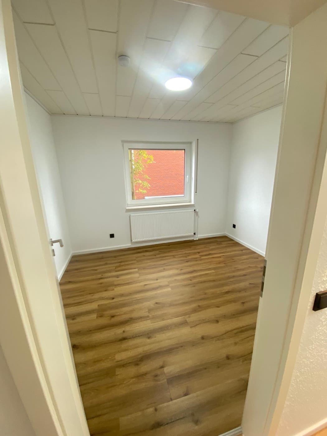 Appartement T3 rénové avec parking à Rheine — photo 3